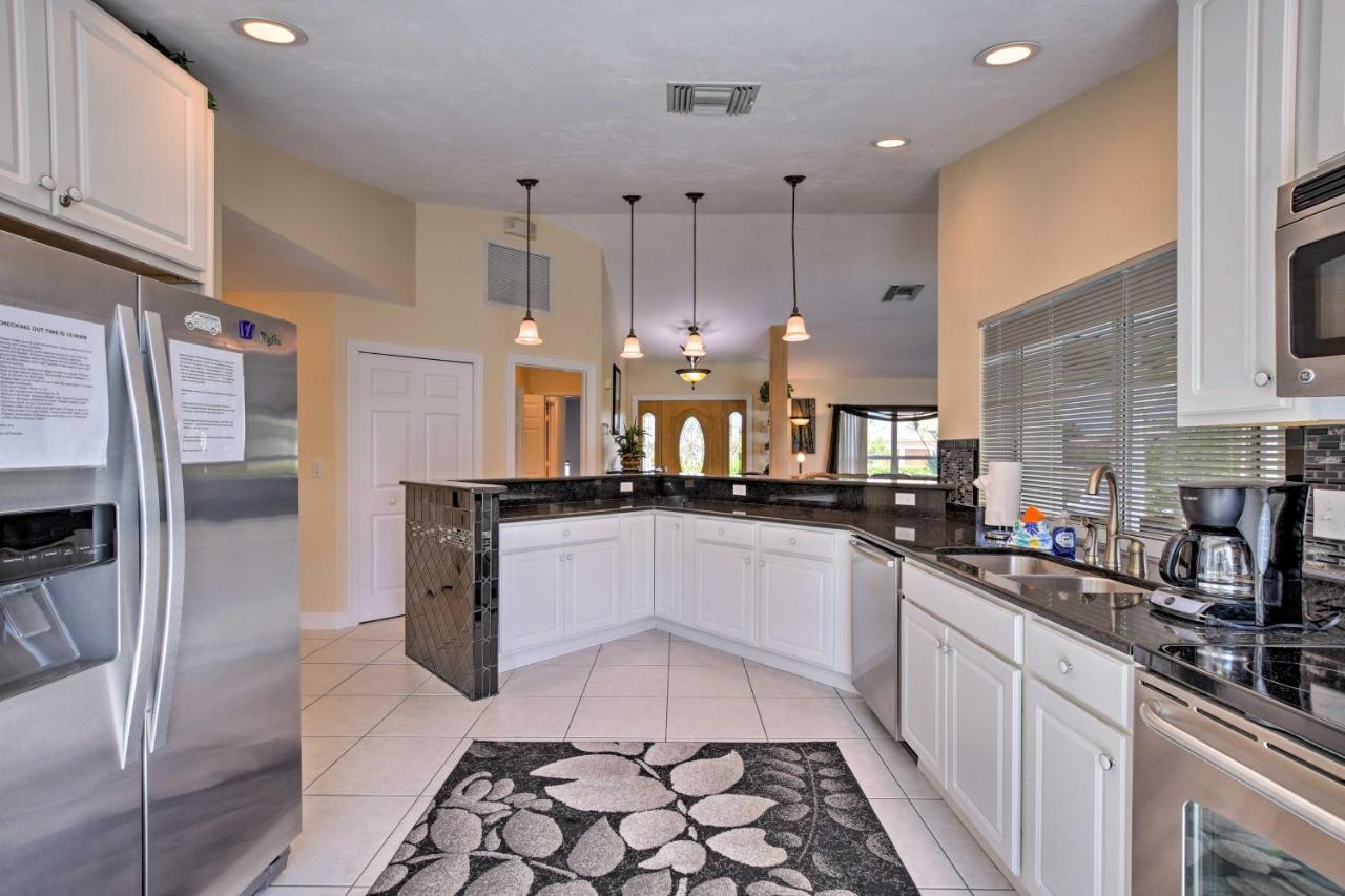 Canalfront Home With Private Saltwater Pool! Marco Island Dış mekan fotoğraf